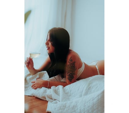 Escorts and Massages Craigentinny Edinburgh - Photos for Julia First Time in Scotland Boys