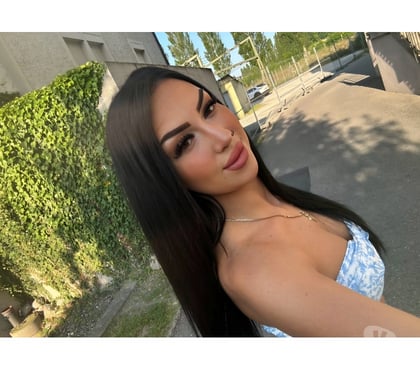  Escorts Tooting Broadway South West London - Photos for KARLA 🥂 the best girl in town 🌟NEW 🌟