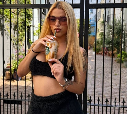 Trans Escorts Uxbridge Hillingdon - Photos for FLORY 🇧🇷 HORNY TS 🍑 PARTY ✨🥂