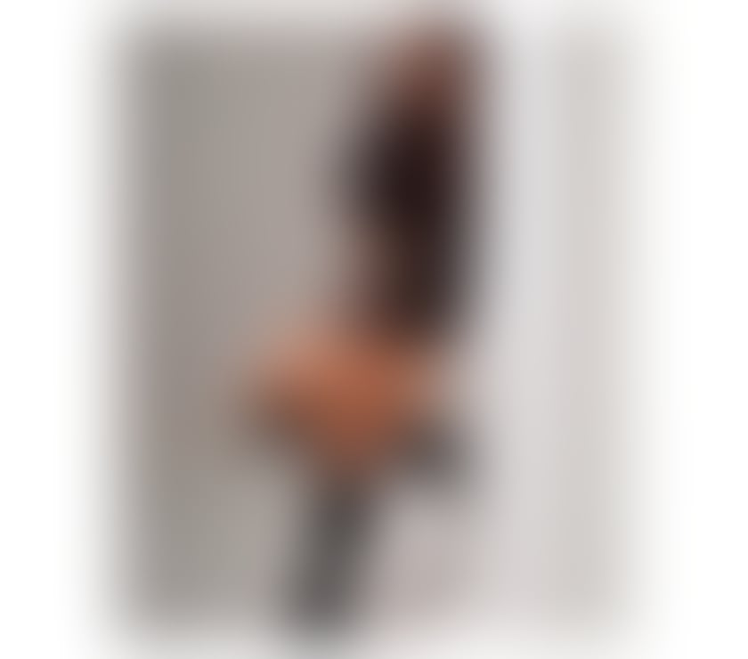 Escorts and Massages Slough Town Centre Slough - Photos for Party 🥳 VIP BRAZILIAN GIRL 🍑💋