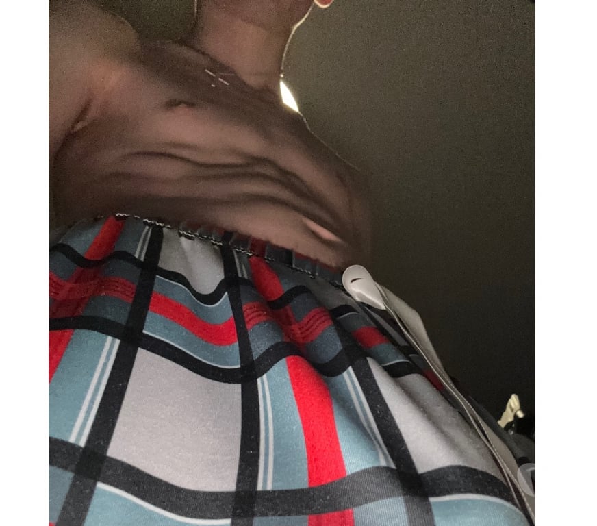 Escorts West Dunbartonshire Dalmuir - West Dunbartonshire - Photos for HungStraightLad