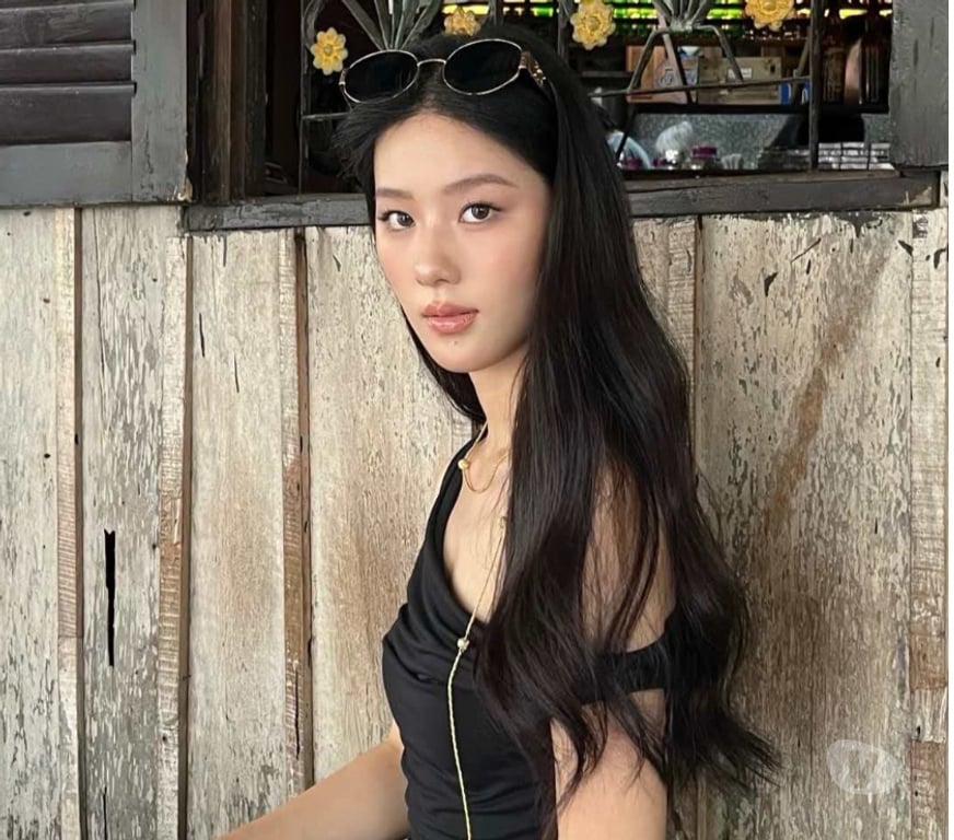 Escorts West Midlands Birmingham - Photos for Fresh Asian Student