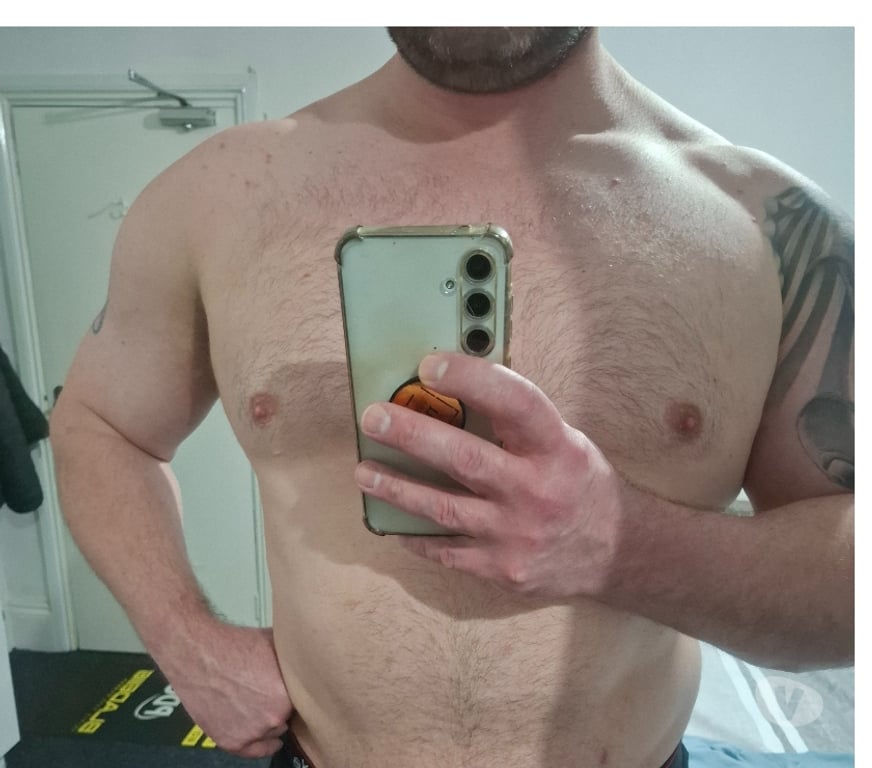 Escorts Warwickshire North Warwickshire - Photos for Male - 40 - Let me be of service to your needs