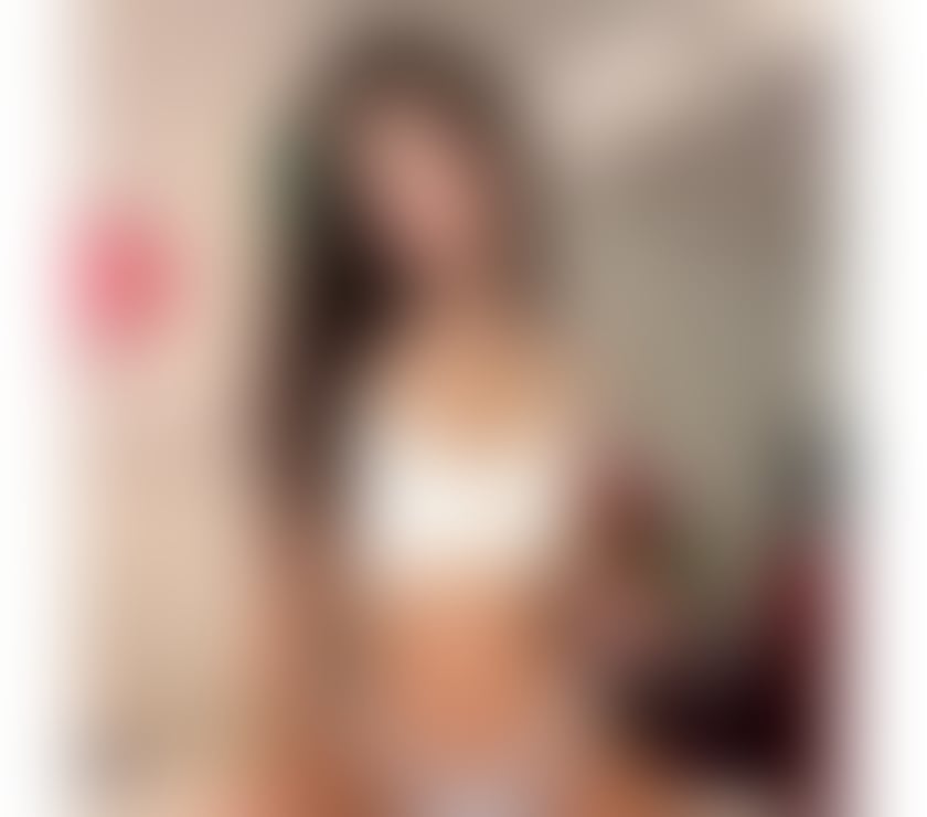 Escorts Bedfordshire Luton - Photos for Lívia Elegant, Warm & Passionate