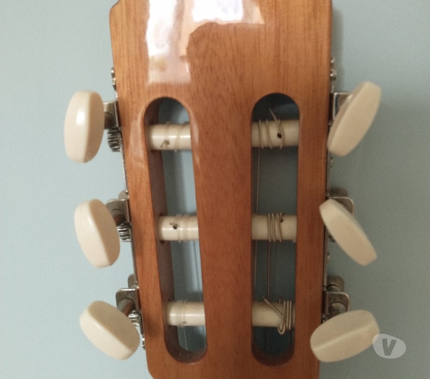 Miscellaneous Powys Presteigne - Powys - Photos for ADMIRA ALBA ACOUSTIC GUITAR