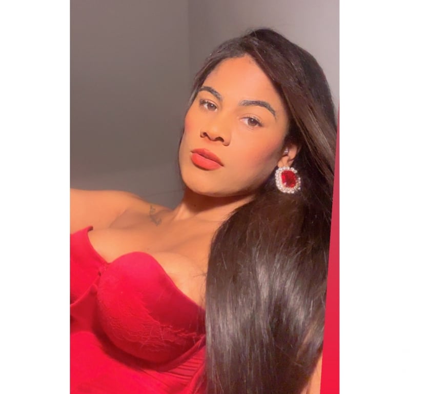 Escorts Essex Basildon - Photos for Ruby Party Brazilian 🇧🇷