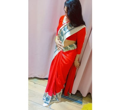  Escorts Redbridge East London - Photos for Ashana Nepali Tamil Indian Girl in Ilford