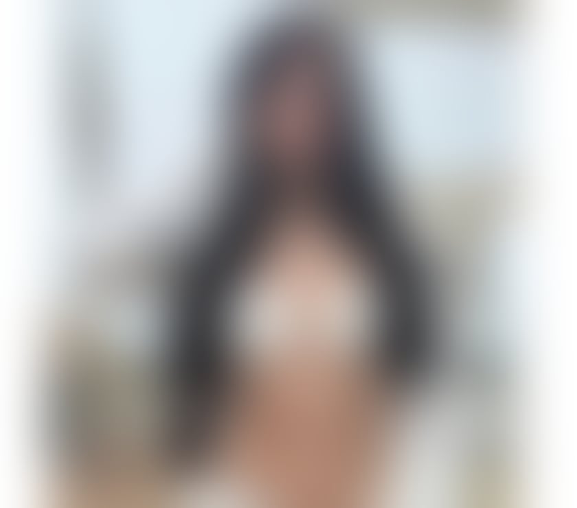 SEXY GRAZIELLE ❤️ BACK IN TOWN