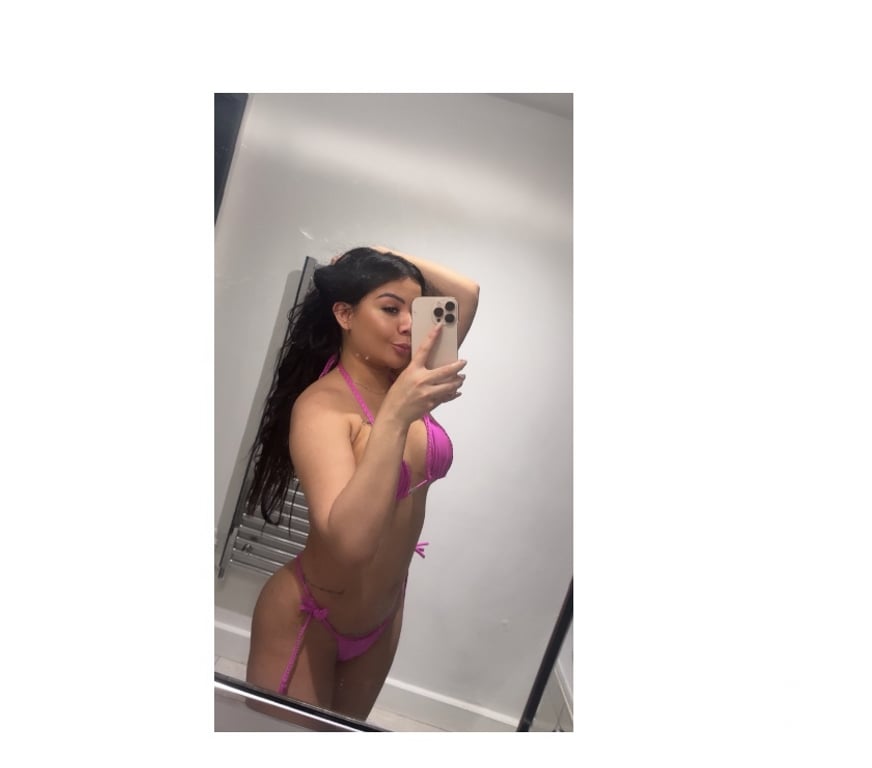 Escorts Hampshire Rushmoor - Photos for Jasmine Brazilian girl