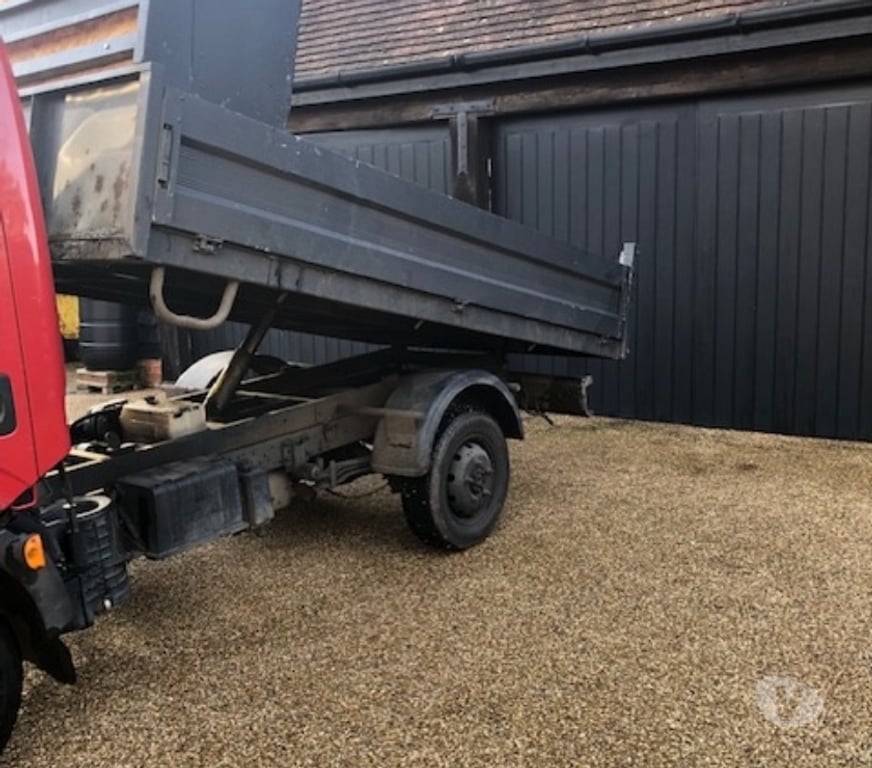 vans for sale Essex Maldon - Photos for Nissan Cabstar Tipper Manual Diesel