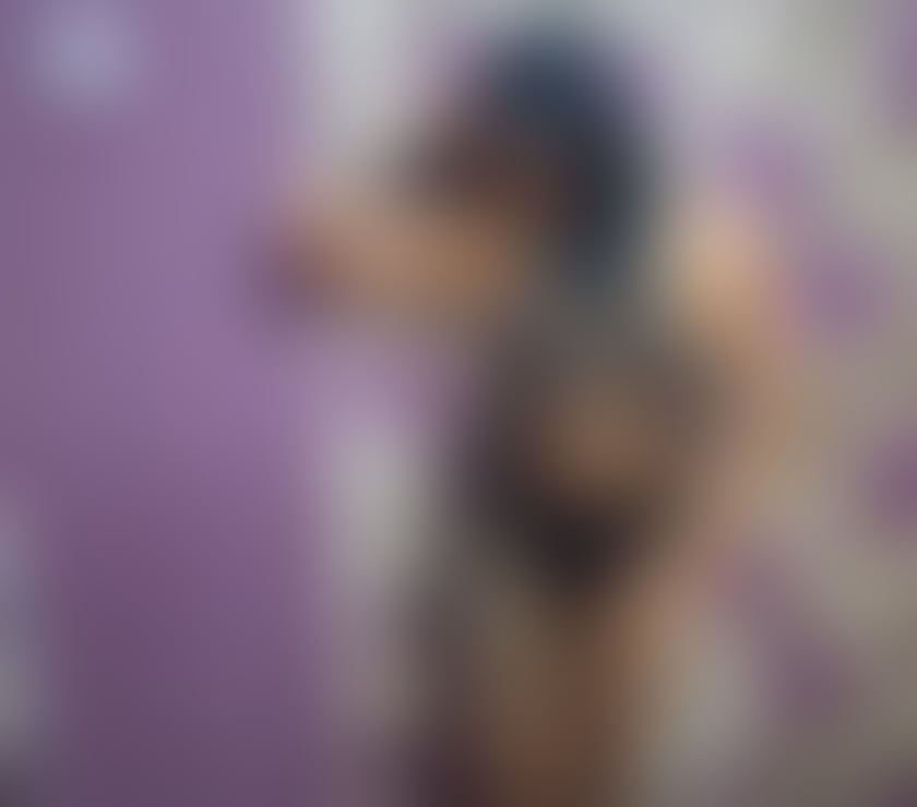 Escorts Leicestershire Leicester - Photos for Hi im Sonia New in your Town kiss