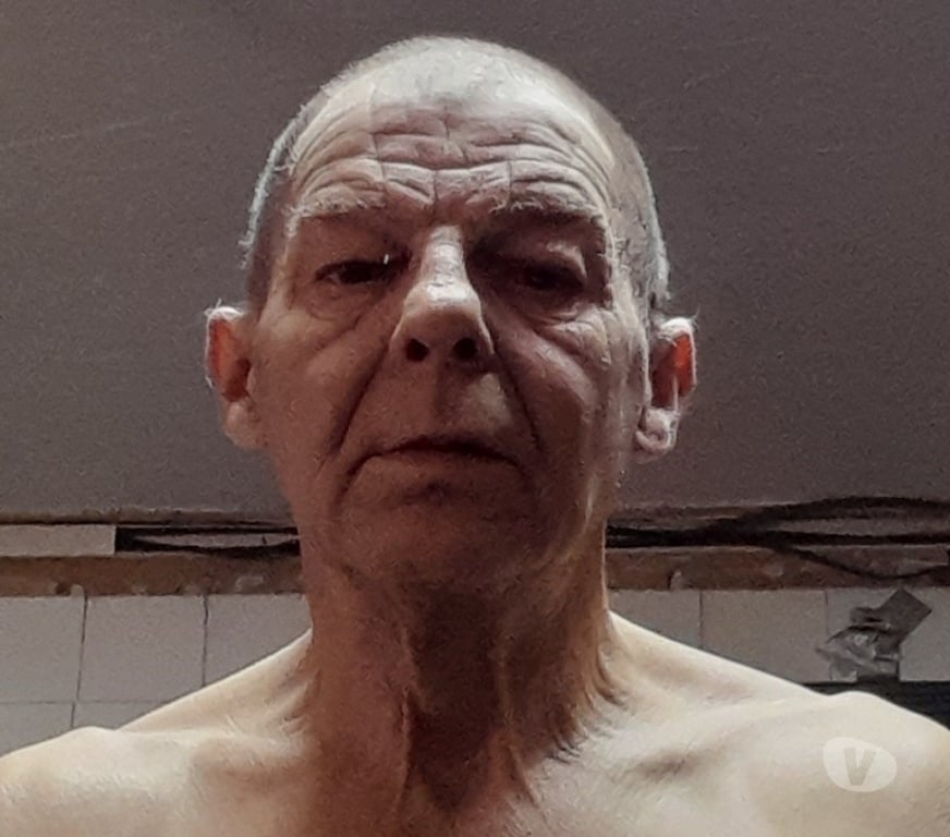 adult personals East London Cranham - East London - Photos for Guy seeking a lady 18-66 for intimate bedroom fun