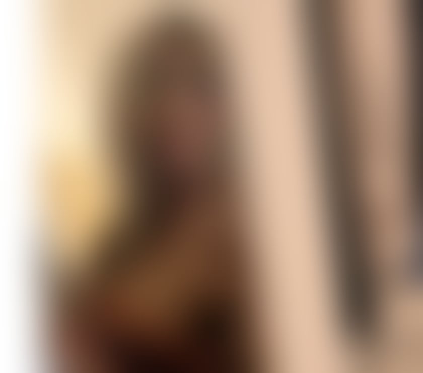 New Pakistani girl in Swansea