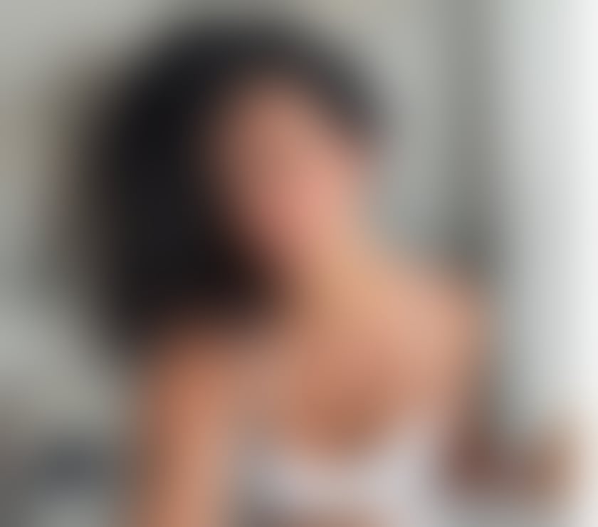 Escorts East Sussex Brighton - Photos for Ester💕cute smile, an athletic, sexy body, and completely