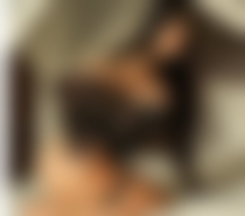 Escorts North London Shoreditch High Street Station - North London - Photos for Brazilian Stunning Girls