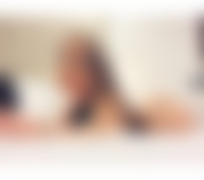 MIDGET GIRL LAST NIGHT, LEVEL'S & GFE AVAILABLE