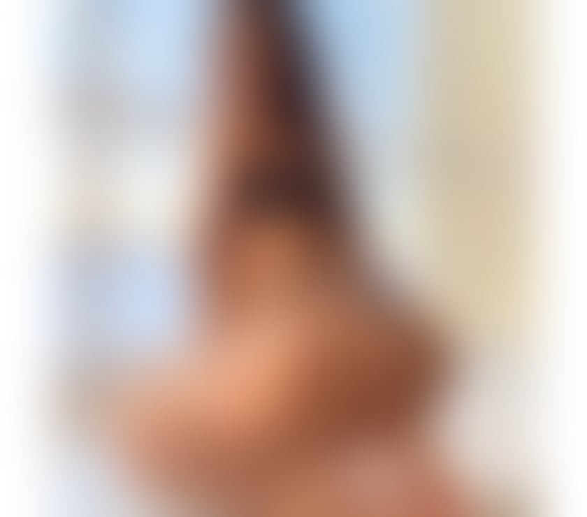 Escorts West London North Acton Station - West London - Photos for JULIA! Your Favorite GFE Latina