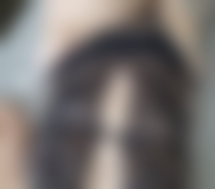 Escorts Warrington Lymm - Warrington - Photos for 🇬🇧 Ideal Stop at Lymm Services