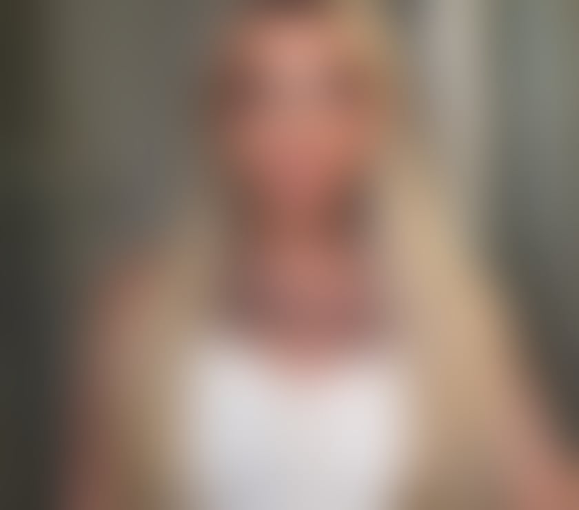 From £40 ❤️‍🔥 Sophia