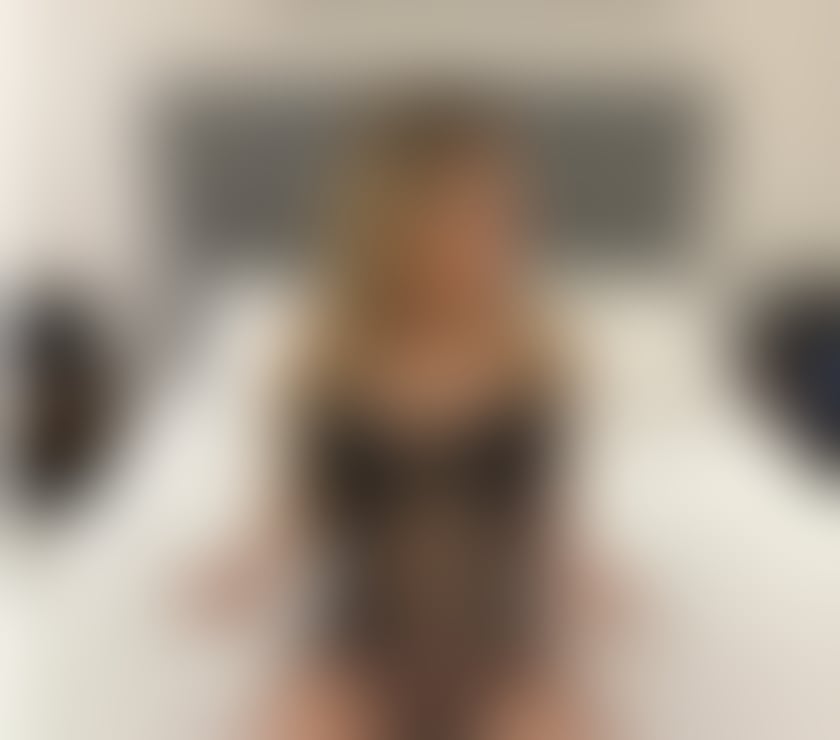 Escorts South West London Sutton - Photos for SYZY SEXY&HOT 🔥🍑