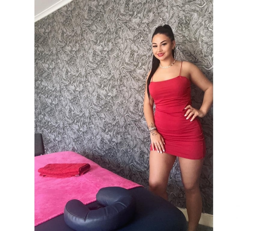 Escorts West Yorkshire Leeds - Photos for B2b massage by Anays