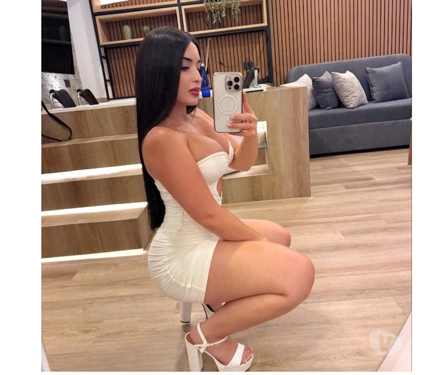 Escorts South West London Sutton - Photos for SOFIA HOT&PARTY 🥳