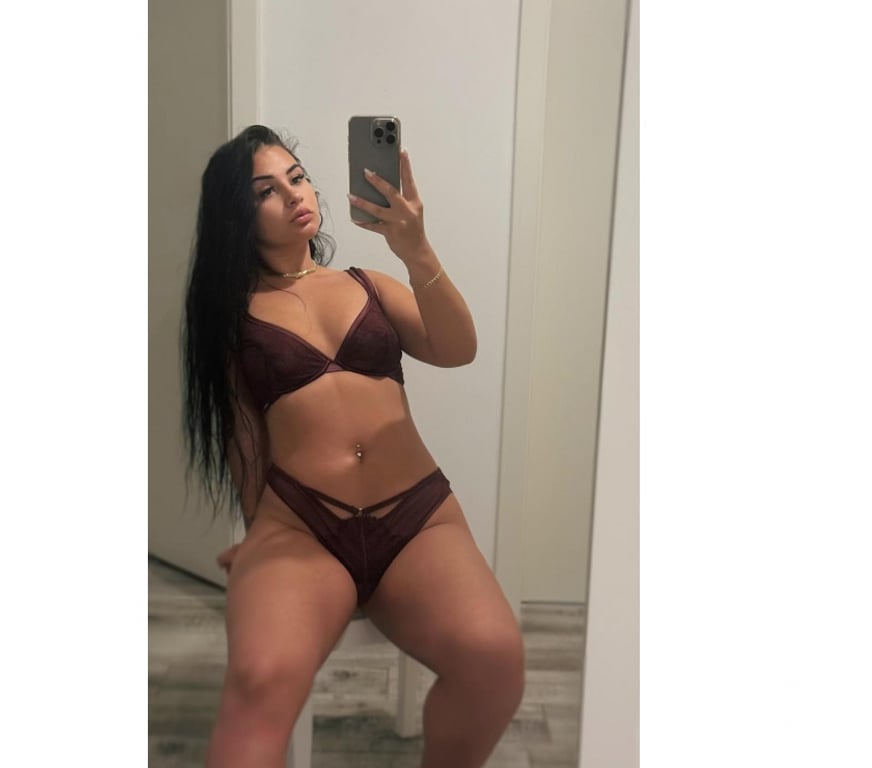 Escorts West Yorkshire Leeds - Photos for Best services by Anays 🥰