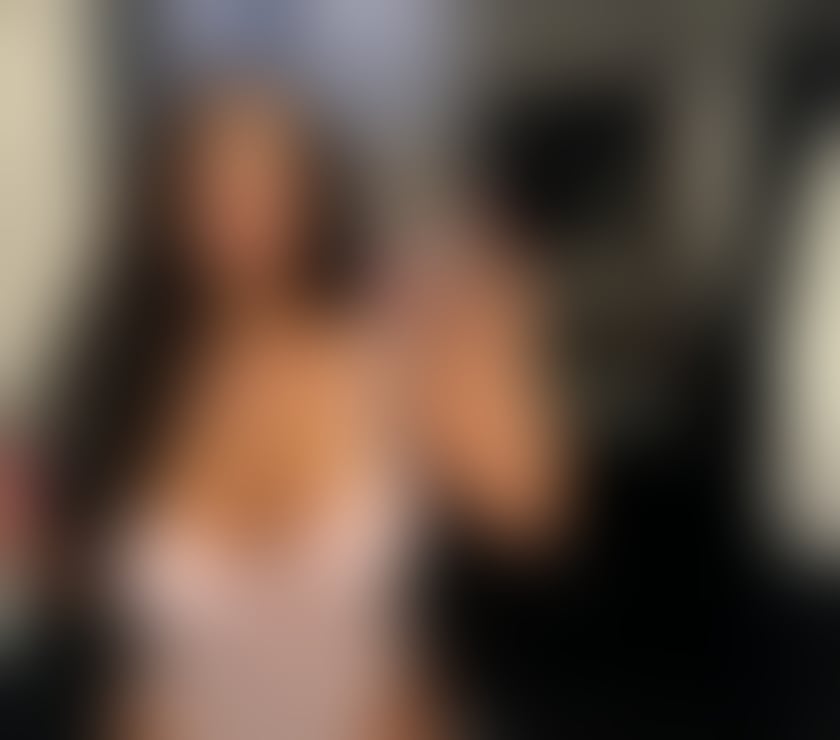 Escorts Essex Basildon - Photos for Pretty and curvy😘mami latina🥰