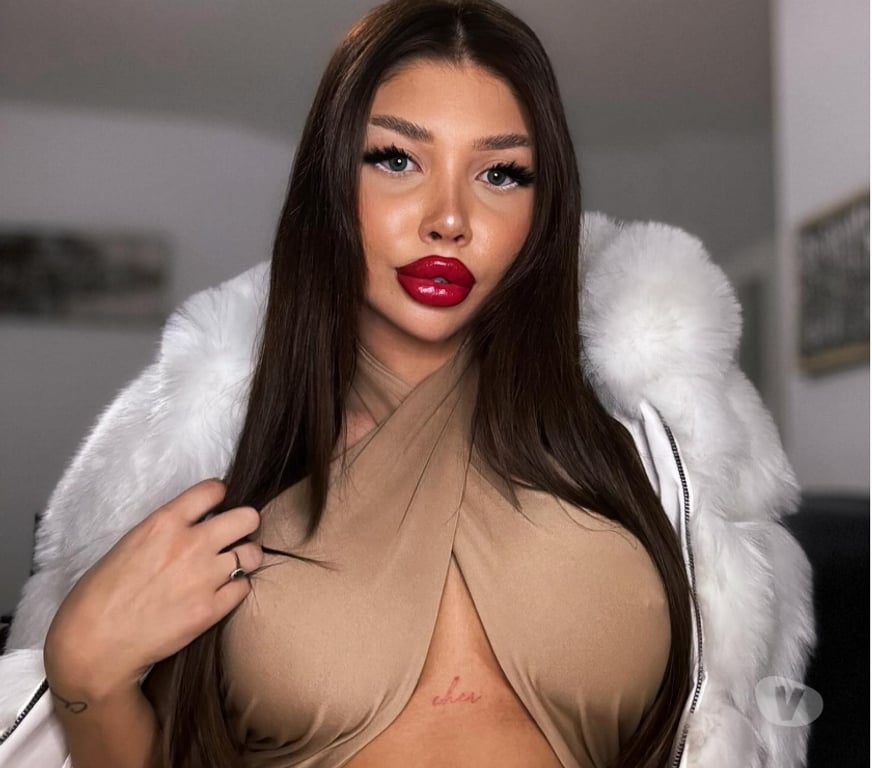 Escorts Greater Manchester Manchester - Photos for 🌸🩷CHLOE🩷AVAILABLE NOW🩷OUTCALLS🌸