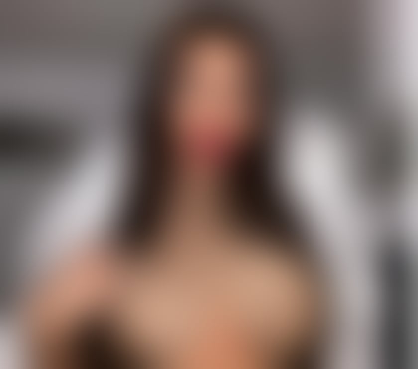  Escorts Slough Town Centre Slough - Photos for CHLOE🔥NEW IN TOWN💯SEXY PARTY GIRL🥂🍾