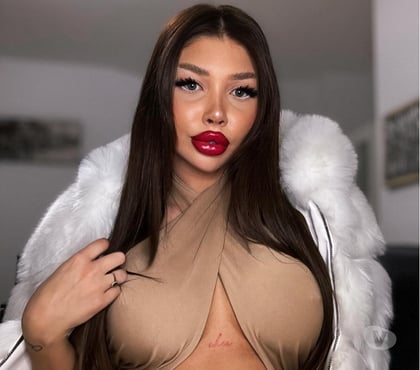  Escorts Slough Town Centre Slough - Photos for CHLOE🔥NEW IN TOWN💯SEXY PARTY GIRL🥂🍾