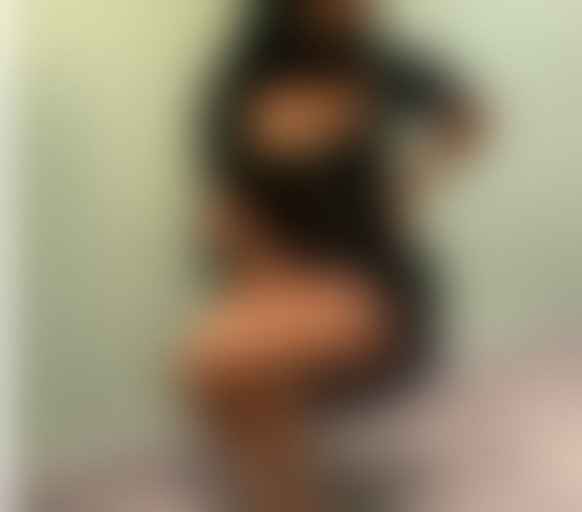 Double trouble 💕💕party ebonies Queen’s