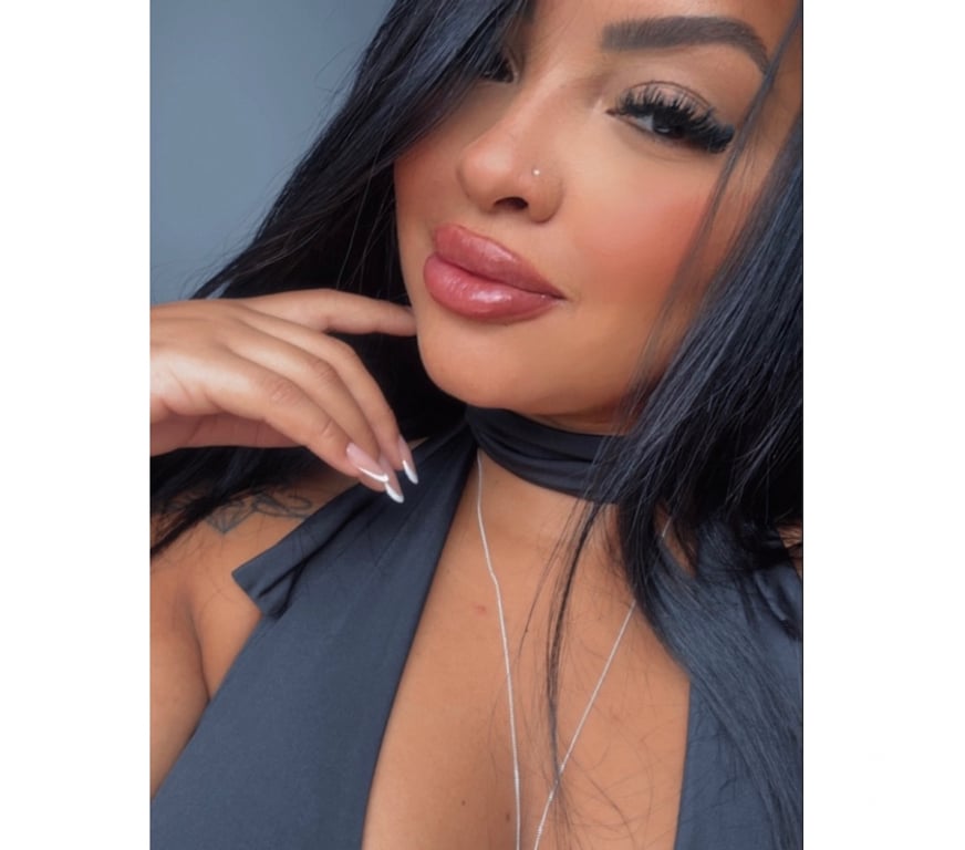 Escorts South Yorkshire Sheffield - Photos for Hot 🔥 Brunette in Sheffiled🔥