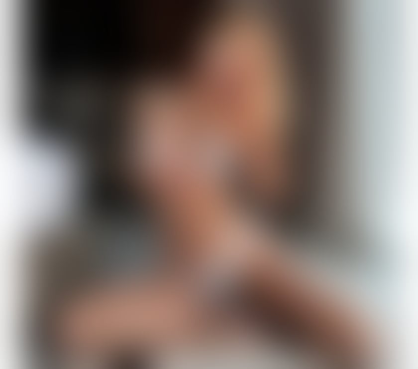 Sara Hot Brazilian – Cool & Discreet