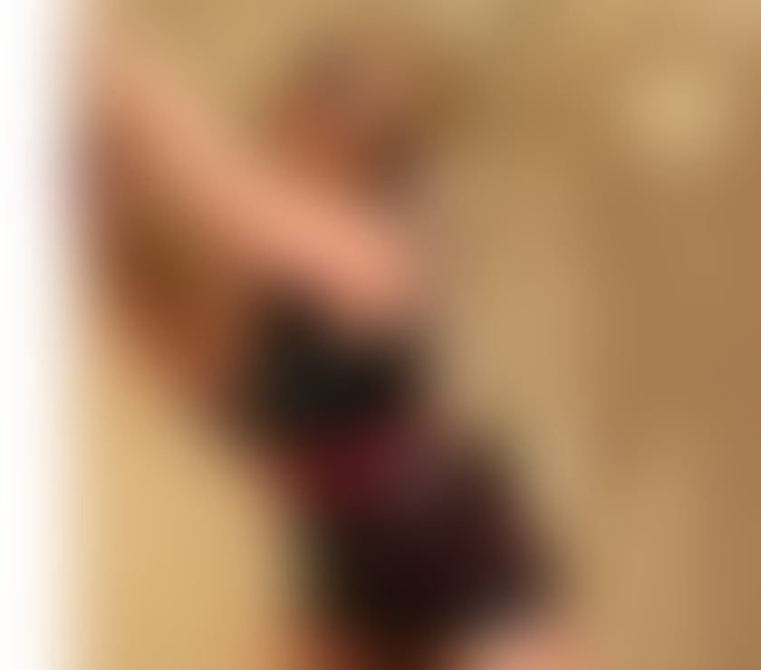 Photos for Party girl new in town