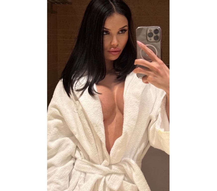 Escorts South West London Richmond upon Thames - Photos for ELEGANT BRUNETTE ❤️ OUTCALL ❤️