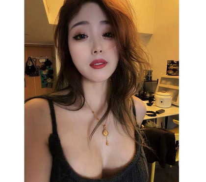 Photos for 🌺Quiet Bloom · Thoughtful & Private🌺07951870379