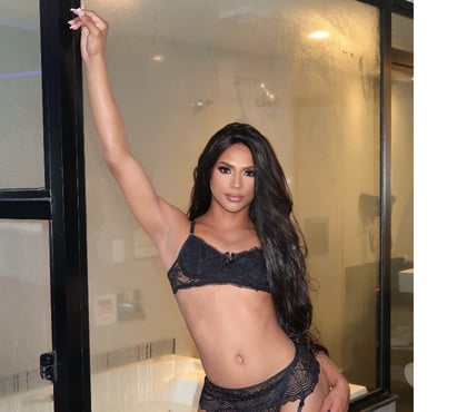 Photos for Julia Alencar🤑