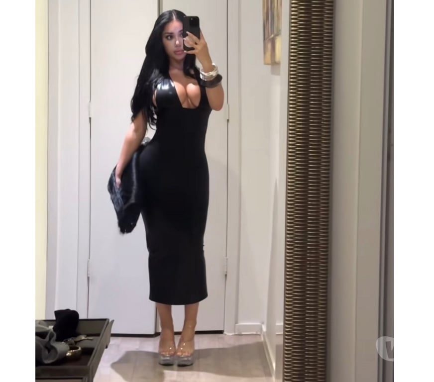 Escorts Essex Uttlesford - Photos for Hot girl xx call me party🥳 Anais