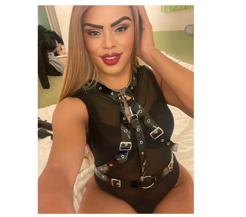 TRANS LANNY tgirl now in Gloucester GL1 💋 07502 474209