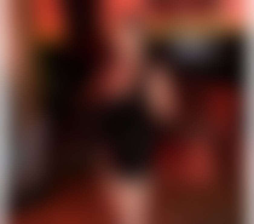 Photos for Serena❤️🔥Hot Girl🔥Real Pic💯Party🍾