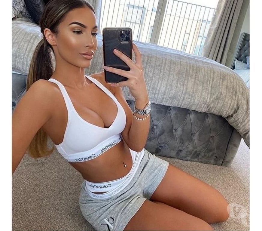 Escorts West Yorkshire Bradford - Photos for KARINA NEW GIRL IN YOUR CITY BEST JOB