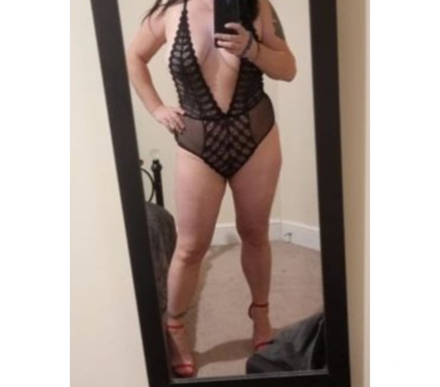 Escorts North Lanarkshire Motherwell - North Lanarkshire - Photos for 💋 Busty Escort ✨ Sexy Brunette no rush
