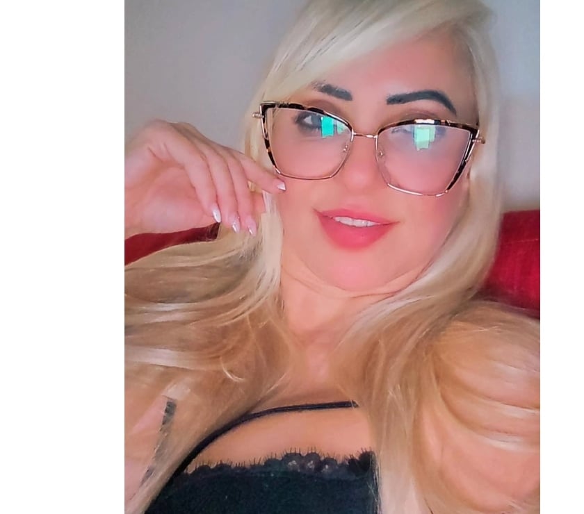  Escorts High Wycombe Buckinghamshire - Photos for Carlinha the blonde