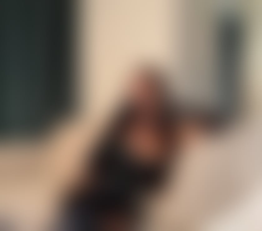 25 years old,Best services 💯