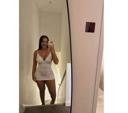  Escorts & Erotic Massage Edmonton North London - Photos for Viktoria 🇧🇷Friendly & Attentive Companion🌹