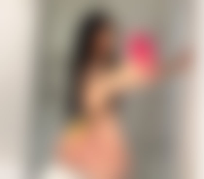 Jade Lins - Brazilian All Natural