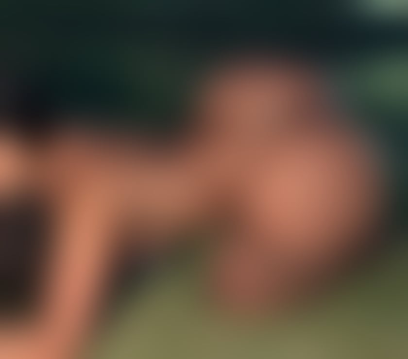 Photos for Sexy curvy Came on and Enjoy ❤️