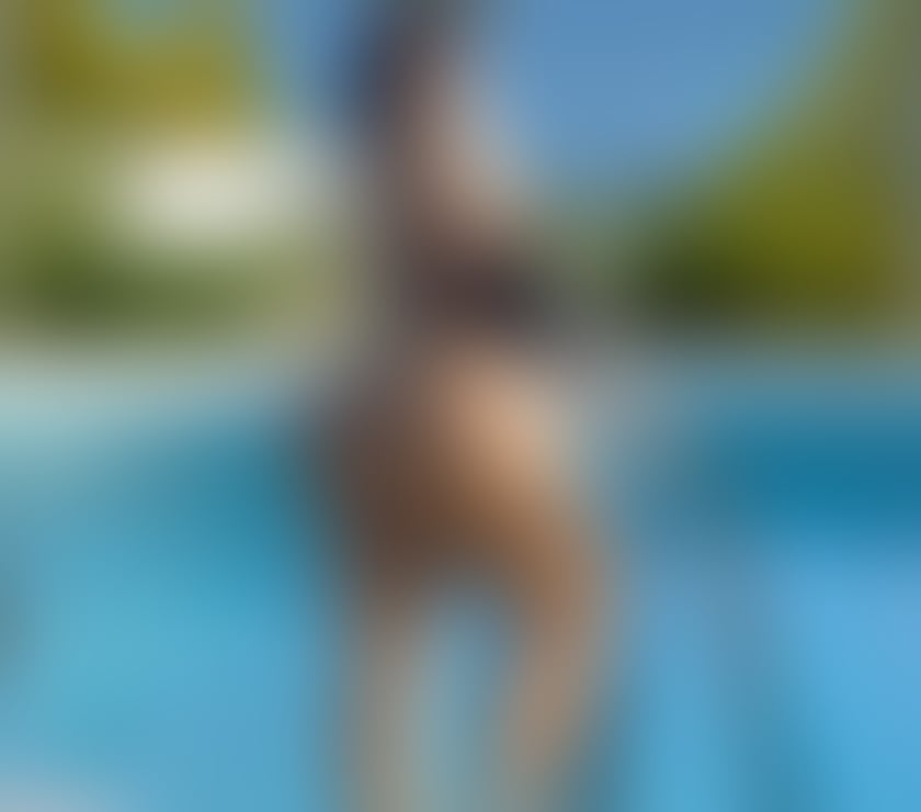 Photos for Sexy curvy Came on and Enjoy ❤️