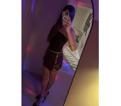 English Escorts & Erotic Massage Leeds City Centre Leeds - Photos for 🍑LadyBoy Bella Brazilian Xl💄 party 🥳
